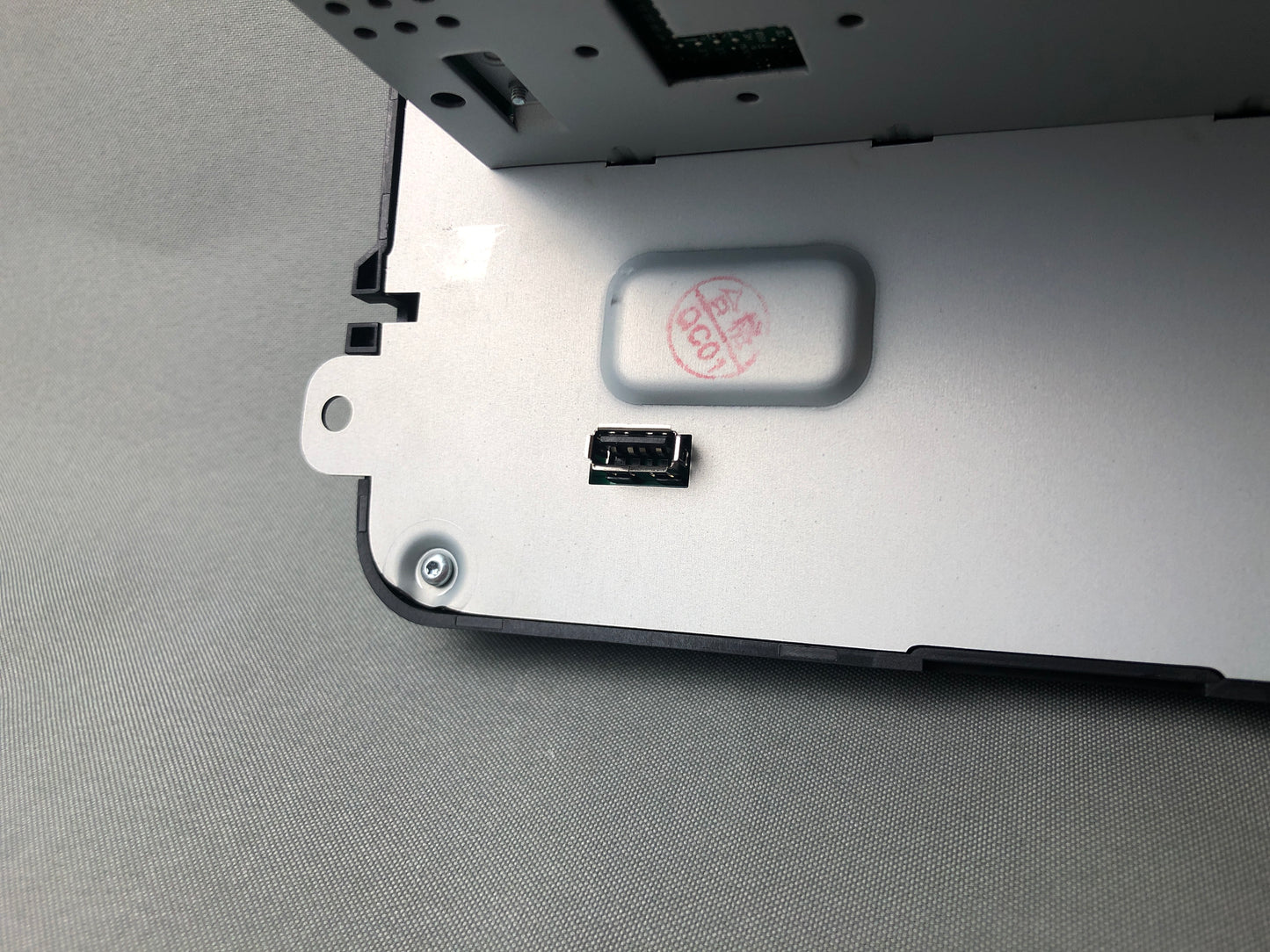 Volkswagen VW RCD 880 CarPlay et système de navigation automobile Android GPS multimédia