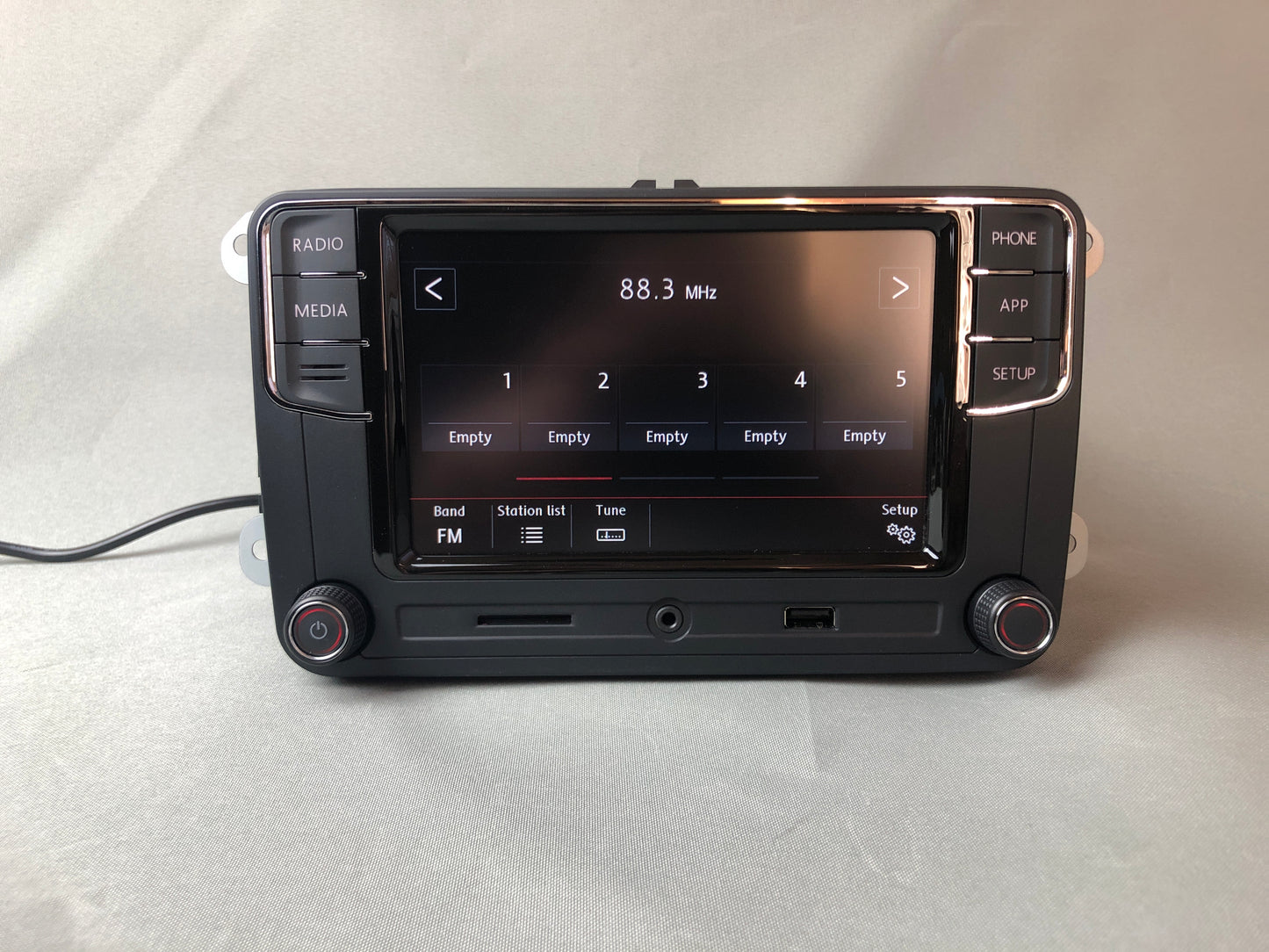 Volkswagen VW RCD 330 Système de navigation automobile CarPlay et Android Multimédia AUX GPS