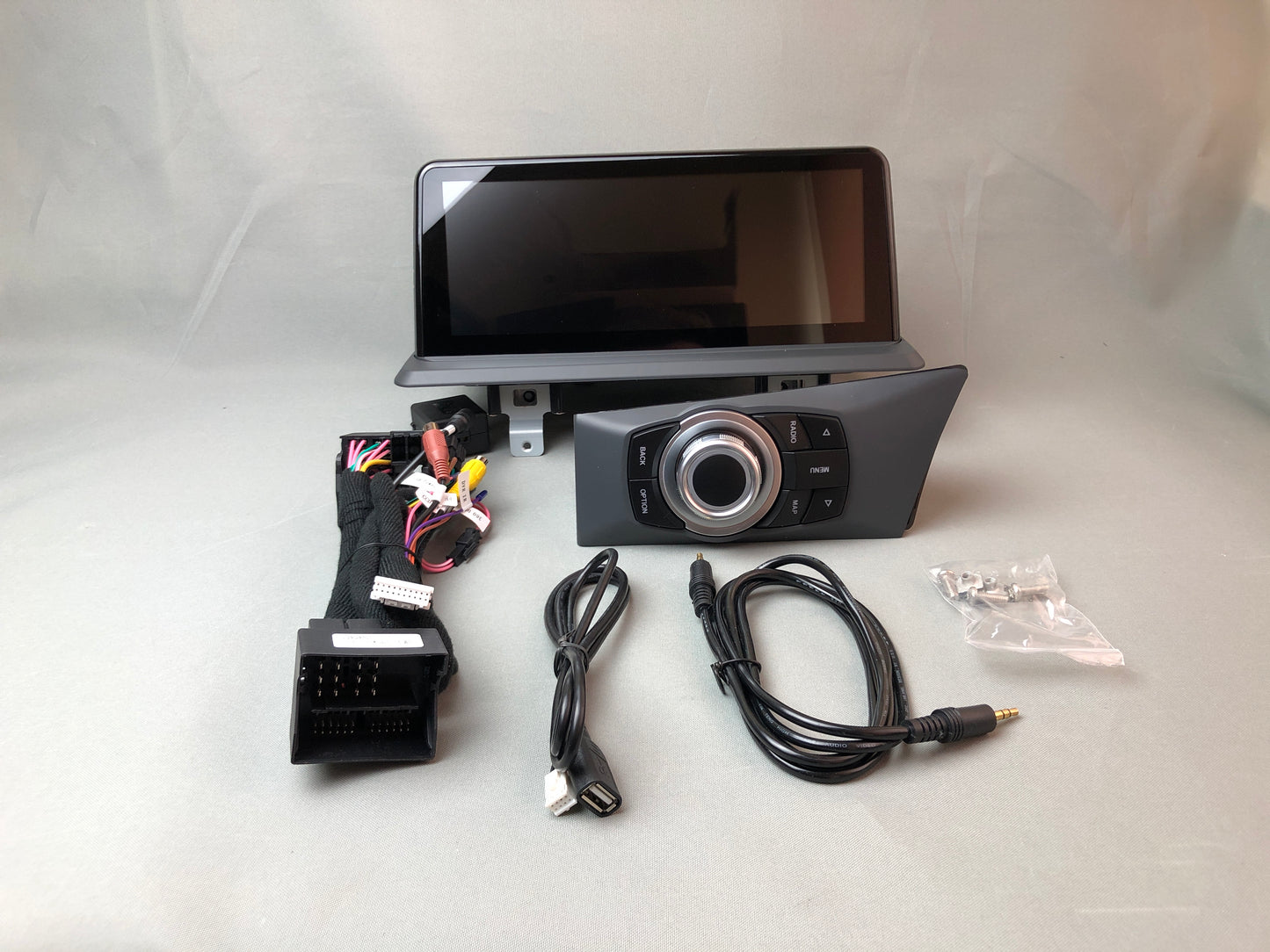 BMW Série 1 E87 E88 E81 E82 CCC CIC Carplay Android Auto Unité de navigation multimédia