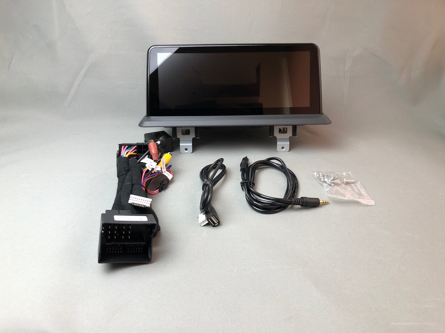 BMW Série 1 E87 E88 E81 E82 CCC CIC Carplay Android Auto Unité de navigation multimédia
