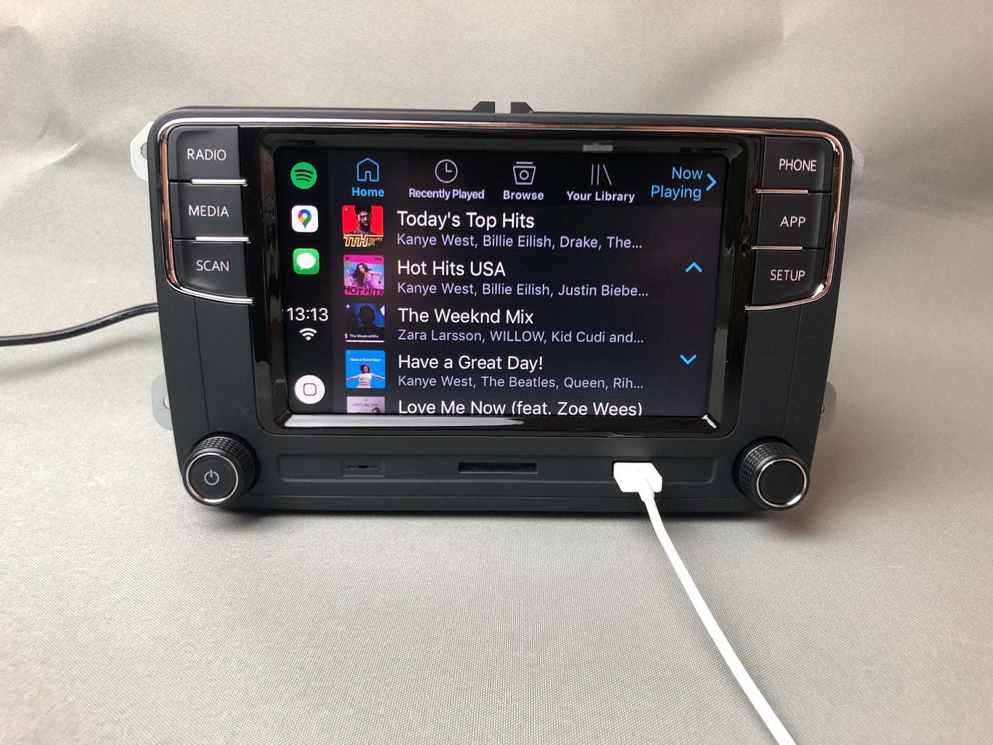 Volkswagen VW RCD 330G CarPlay et système de navigation de voiture Android GPS multimédia
