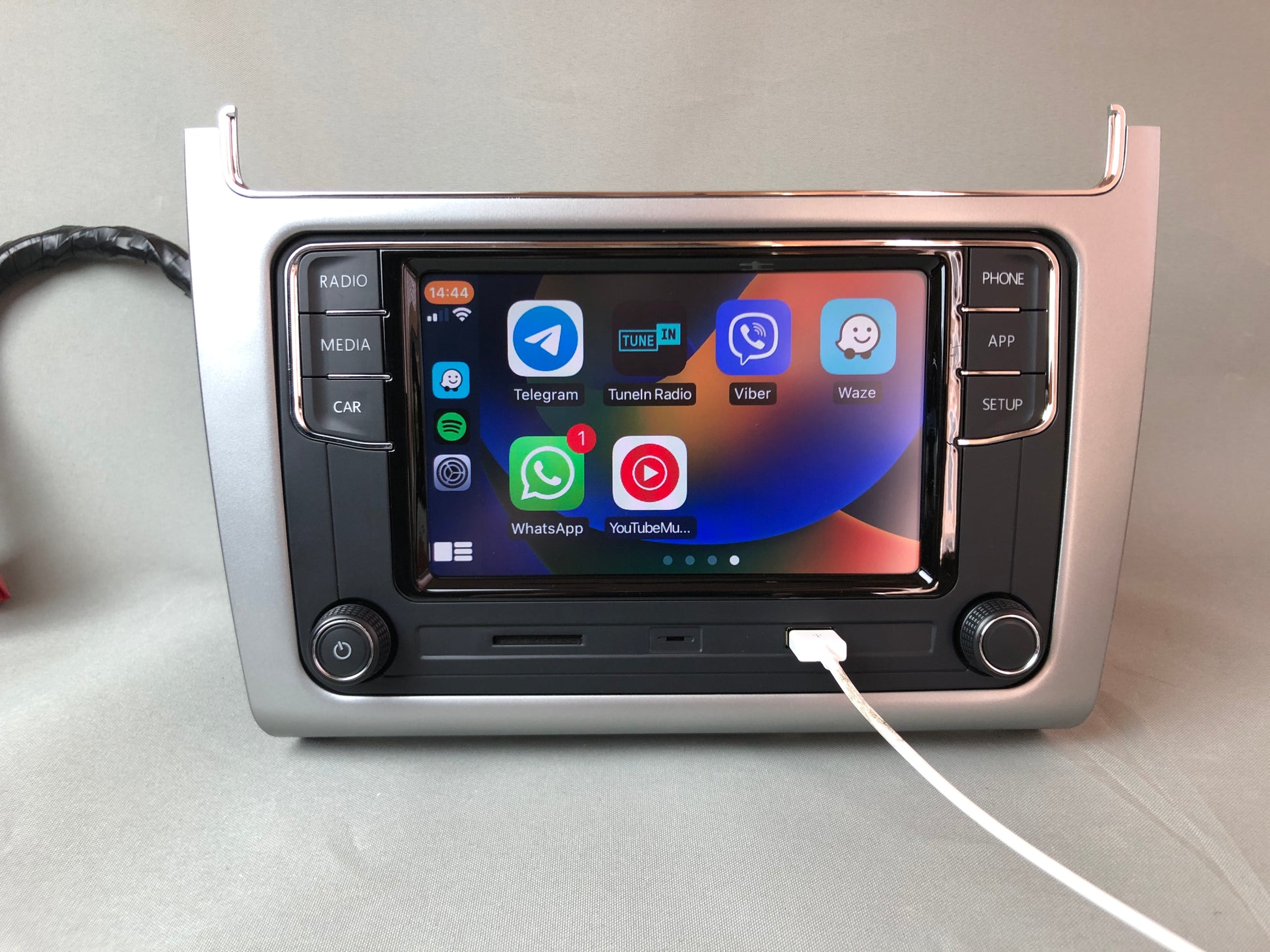 VW RCD360 Pro Apple CarPlay Android Auto Stereo (Volkswagen)