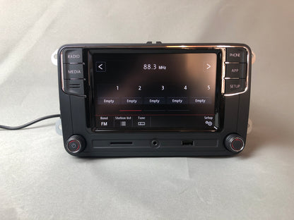 Volkswagen VW RCD 330 CarPlay und Android Autonavigationssystem Multimedia AUX GPS