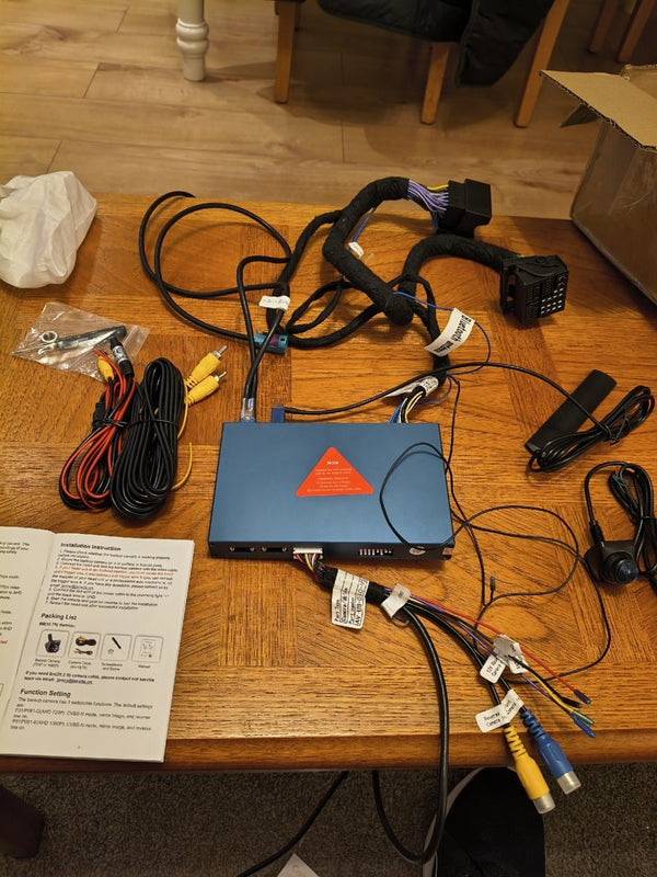 Customer photo: VW MIB CarPlay box