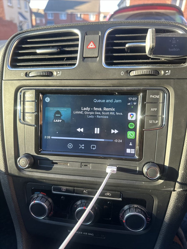 Customer photo: VW RCD 330G CarPlay radio